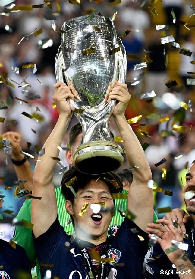 九游登录入口-赛地聚焦——欧超杯窗口期热度飙升，本菲卡刷新队史纪录，引发热议，球探报告显示潜力的简单介绍